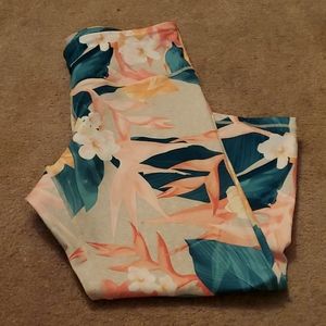 Old Navy Elevate Leggings